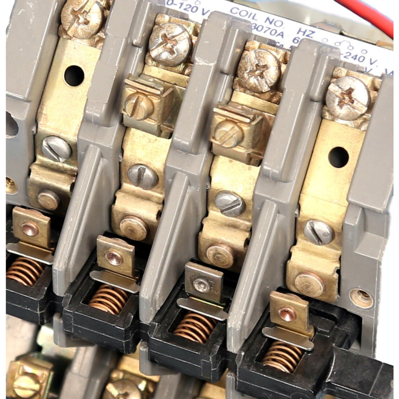 14CP32AA Siemens Series B Magnetic Starter 600 V 18 A Three Phase 5 hp Three Phase Screw 110 to 120 V Coil