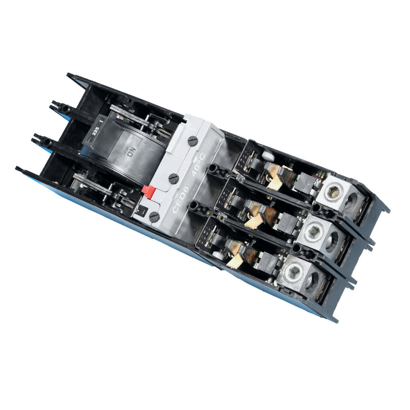 CFD63B225 Siemens Sentron & CFD6-A Molded Case Circuit Breaker 225 A 3 Pole 600 VAC FD 250A Frame Thermal Magnetic Line and Load Side Lug 200 kA