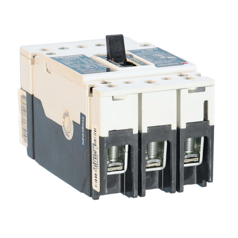 NEG3B030L Siemens NEG Low Voltage Circuit Breaker 30 A 3 Pole 240 VAC NEG Frame Thermal Magnetic Line and Load Side Lug 35 kA