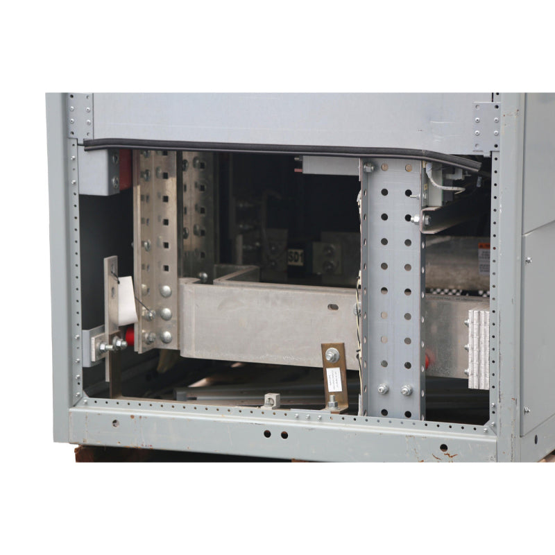 1200 Amp Metered Switchboard
4000A Bus Rated, Group Mounted