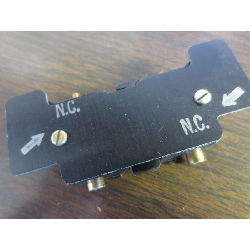 CR205X100E
Normally Closed Contacts