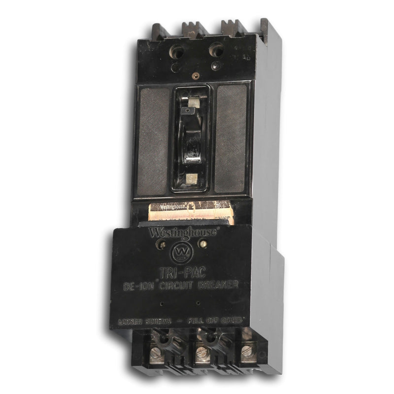 F3030P
Tri PAC Circuit Breaker