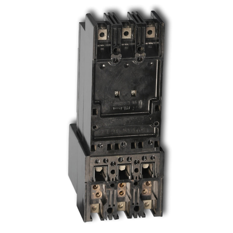 F3050P
Tri PAC Circuit Breaker