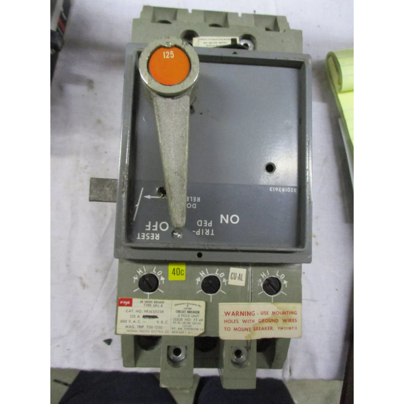 HFJ631125R
Rotary Handle Operator