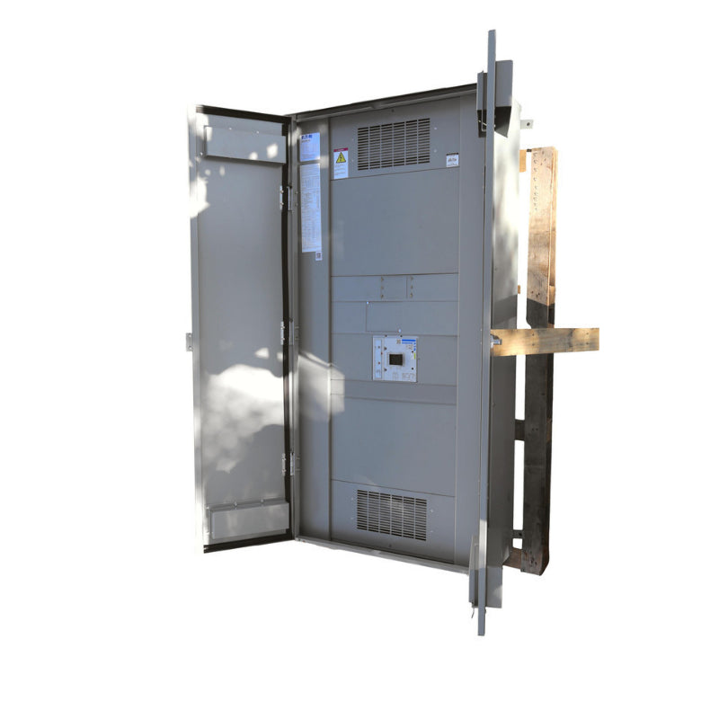 800A Panelboard 800A Main Breaker 208Y/120V
(Enclosure Unit) Also includes 30 Cir. 800A Main Breaker Interior)