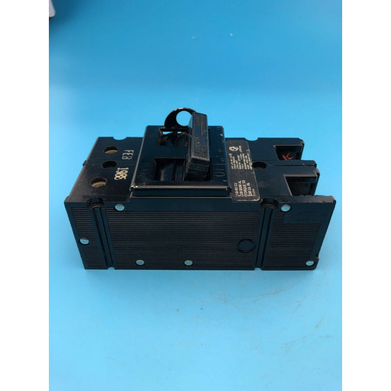 QFB24-200-2
2 Pole, 240VAC, Bolt-on Installs